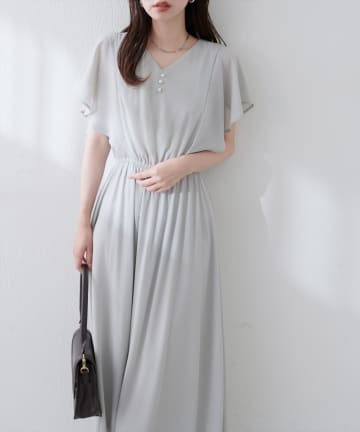 natural couture(ナチュラルクチュール) フレア袖Vネックワンピース