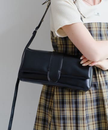 Kastane(カスタネ) 【2025AW/2WAY/500mlペットボトル収納可】フラップワイドマルチBAG