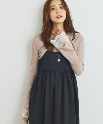 un dix cors(アンディコール) 《さりげなく大人可愛い》ラメ入り袖口レースカットソー