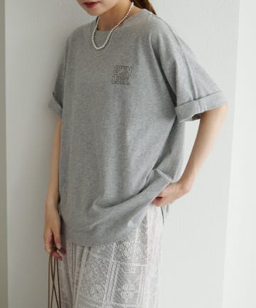 PUAL CE CIN(ピュアルセシン) ロゴ刺繍×フロッキープリント麻混Tシャツ