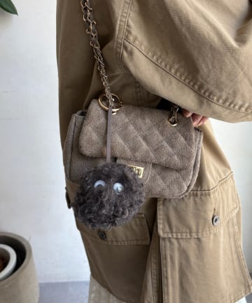 DOUDOU(ドゥドゥ) めだまファーチャーム