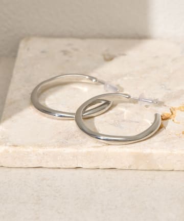 Lattice(ラティス) ミドルフープピアス