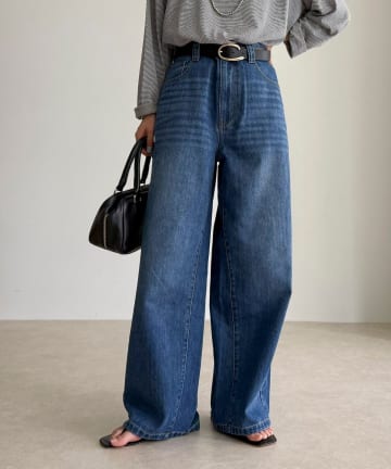 FREDY & GLOSTER(フレディ アンド グロスター) カラーストレートデニムパンツ