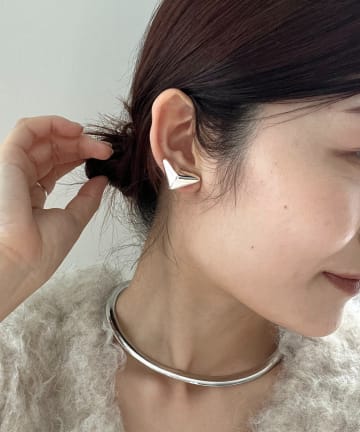 DOUDOU(ドゥドゥ) 【インフルエンサーOKOCHI企画】トライアングルイヤリング