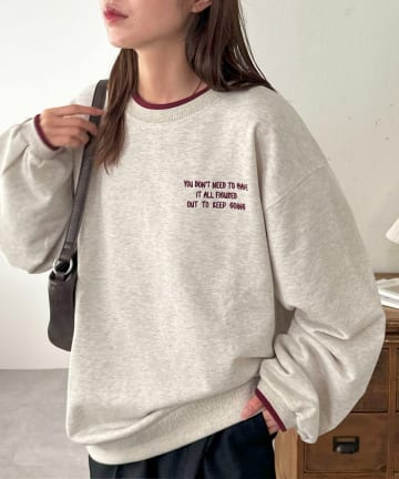 DISCOAT(ディスコート) 【ユニセックス】ラインリブワンポイント刺繍スウェット