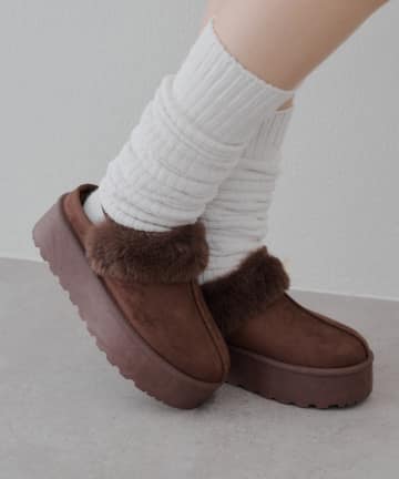 NICE CLAUP / OLIVE des OLIVE OUTLET(ナイスクラップ  / オリーブ デ オリーブ アウトレット) 【RMAF】フェイクムートンボアサンダル