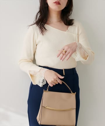 natural couture(ナチュラルクチュール) 袖レースアシメネックリブニット