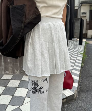 CIAOPANIC(チャオパニック) プリーツスカートレイヤードロゴスウェットパンツ