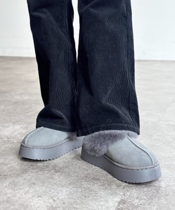 CPCM(シーピーシーエム) 厚底ムートンシューズ