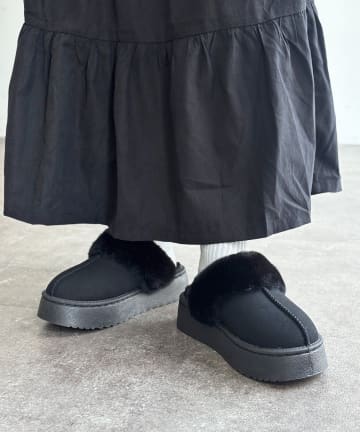 CPCM(シーピーシーエム) 厚底ムートンシューズ