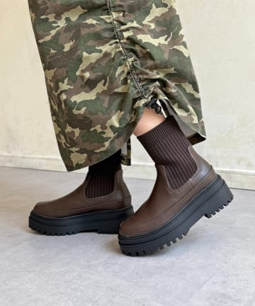 CPCM(シーピーシーエム) 厚底ニットブーツ