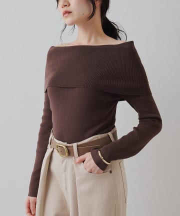 Whim Gazette(ウィム ガゼット) オフショルニットプルオーバー