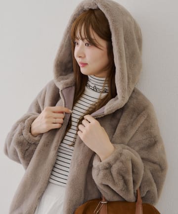 ファーボリュームフードパーカー