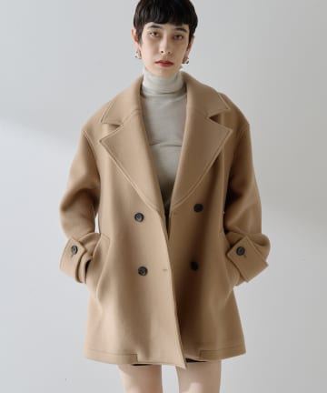 定価49500 JUSGLITTY Pコート　ホワイト　サイズ2 2022AW 定価49500 JUSGLITTY Pコート ホワイト サイズ2 2022AW - メルカリ
