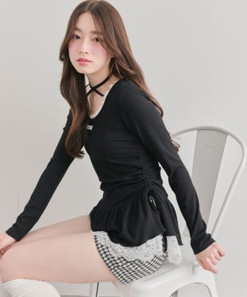 OLIVE des OLIVE(オリーブ デ オリーブ) 裾レースドロストトップス