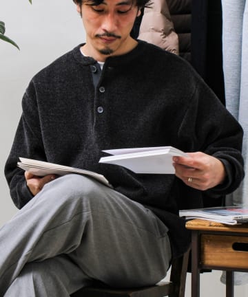 FREDY & GLOSTER(フレディ アンド グロスター) 【昨年人気アイテム再登場！チクチクしないニット】モールバックボーダーニット