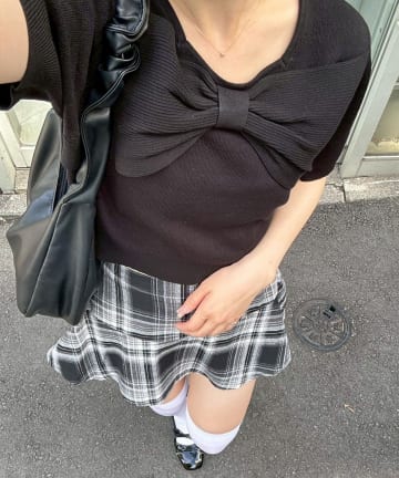 NICE CLAUP / OLIVE des OLIVE OUTLET(ナイスクラップ  / オリーブ デ オリーブ アウトレット) 秋先取り【RMAF】リボンモチーフハーフスリーブニット