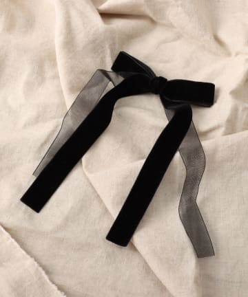 3COINS(スリーコインズ) チュール重ねベロアリボンクリップ／KIDS