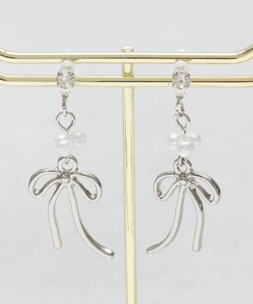 パールリボン樹脂イヤリング