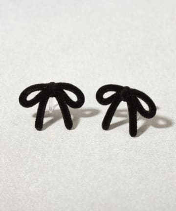 フロッキーリボン樹脂イヤリング