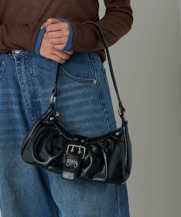 ベルトデザインハンドバッグ