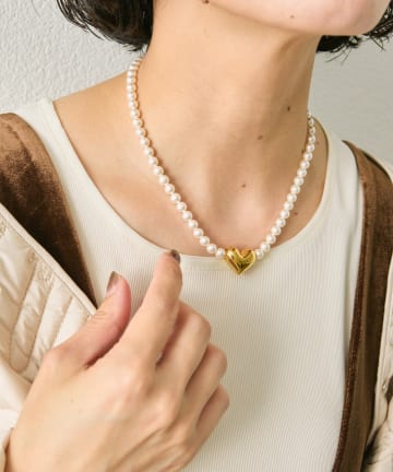 ear PAPILLONNER(イア パピヨネ) ハートマグネットパールネックレス