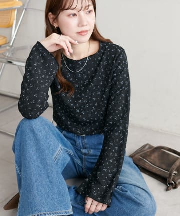 DISCOAT(ディスコート) 【WEB限定】リバティ柄シャーリングカットソー