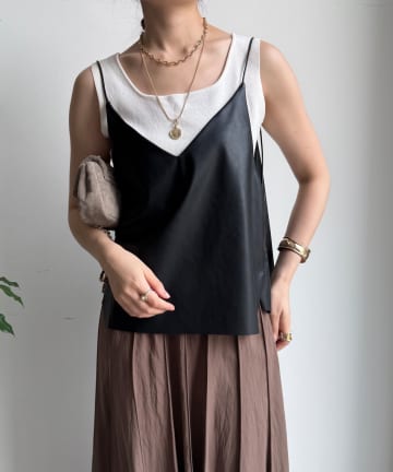 DOUDOU(ドゥドゥ) 【WEB限定】フェイクレザービスチェ