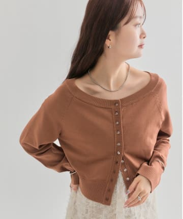 mystic(ミスティック) 【華奢見えカーディガン】クリアボタン カーディガン