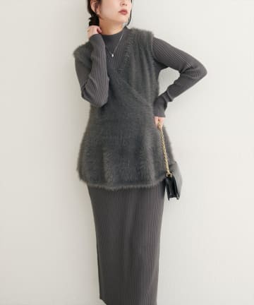 natural couture(ナチュラルクチュール) 【SNSで人気】フェザーペプラムベスト+リブタイトワンピースSET