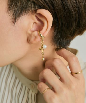 ear PAPILLONNER(イア パピヨネ) スティックチェーンイヤーカフ