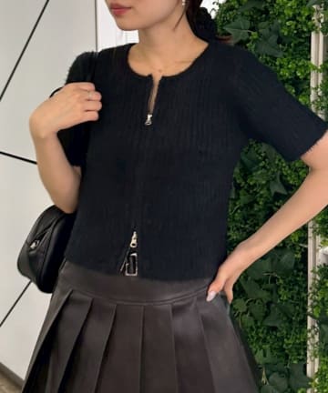 NICE CLAUP / OLIVE des OLIVE OUTLET(ナイスクラップ  / オリーブ デ オリーブ アウトレット) 【RMAF】ラメフェザーWZIP半袖ニット