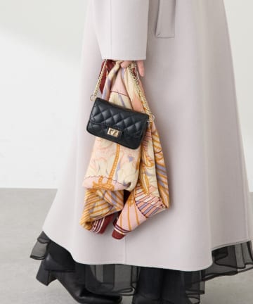 La boutique BonBon(ラブティックボンボン) 【マニプリ】コラージュダリアロンド120角ストール