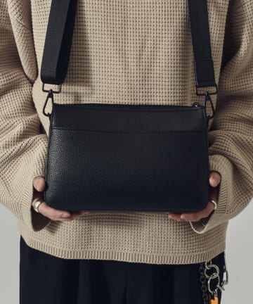 Lui's(ルイス) スプリットレザーショルダーBAG