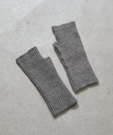 COLONY 2139(コロニー トゥーワンスリーナイン) 模様編み手袋