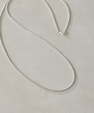 ear PAPILLONNER(イア パピヨネ) 《スターリングシルバー使用》ナバホパール3×100ネックレス