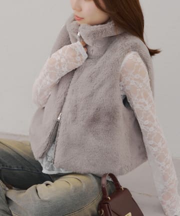 NICE CLAUP / OLIVE des OLIVE OUTLET(ナイスクラップ  / オリーブ デ オリーブ アウトレット) 【RMAF】ラビット風ファーWZIPベスト