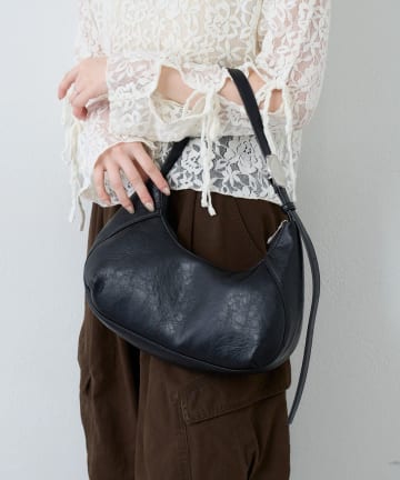 Kastane(カスタネ) 【2WAY/500mlペットボトル収納可】モチーフハーフムーンBAG