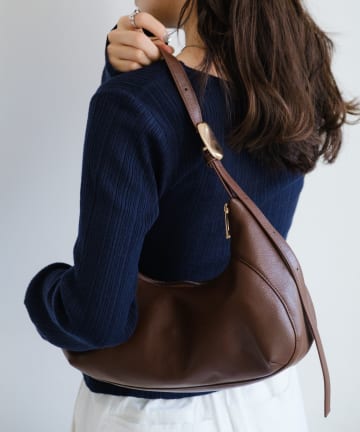 Kastane(カスタネ) 【2WAY/500mlペットボトル収納可】モチーフハーフムーンBAG