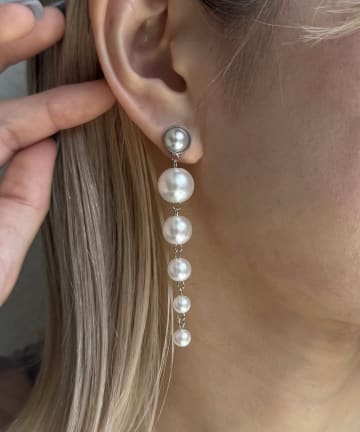 Lattice(ラティス) ロングパールピアス
