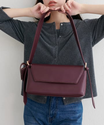 natural couture(ナチュラルクチュール) リップケース付き横長ショルダーBag