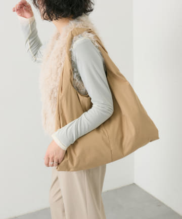 OUTLET(アウトレット) 【ear PAPILLONNER】ツイストワンハンドルバッグ