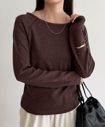 FREDY & GLOSTER(フレディ アンド グロスター) ラメテレコボートネックプルオーバー