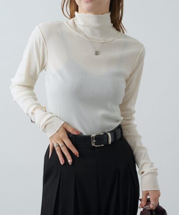 Lui's(ルイス) チュールベロアリブシアーメローデザインタートルトップス