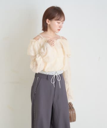 mline(エムライン) [mline]シャギーフリル オフショルブラウス