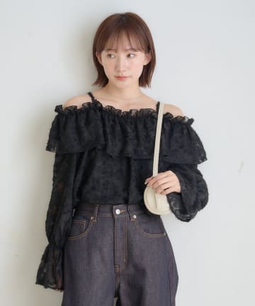 mline(エムライン) [mline]シャギーフリル オフショルブラウス