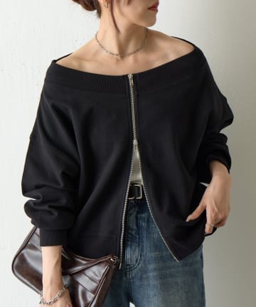 COLONY 2139(コロニー トゥーワンスリーナイン) ダンボールオフショルジップトップス