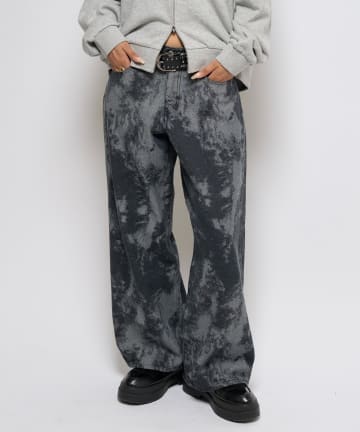 WHO’S WHO gallery(フーズフーギャラリー) アソート柄ローライズデニム