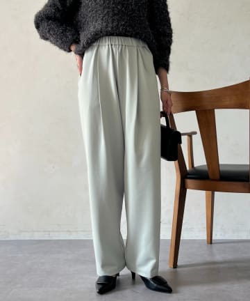 Chez toi(シェトワ) カットタックテーパードパンツ