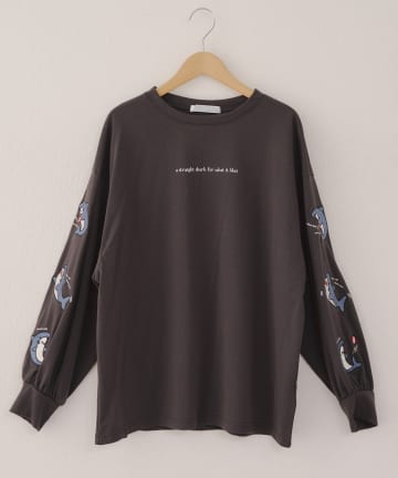 NICE CLAUP / OLIVE des OLIVE OUTLET(ナイスクラップ  / オリーブ デ オリーブ アウトレット) 【RMAF】袖刺繍ユルキャラロンT